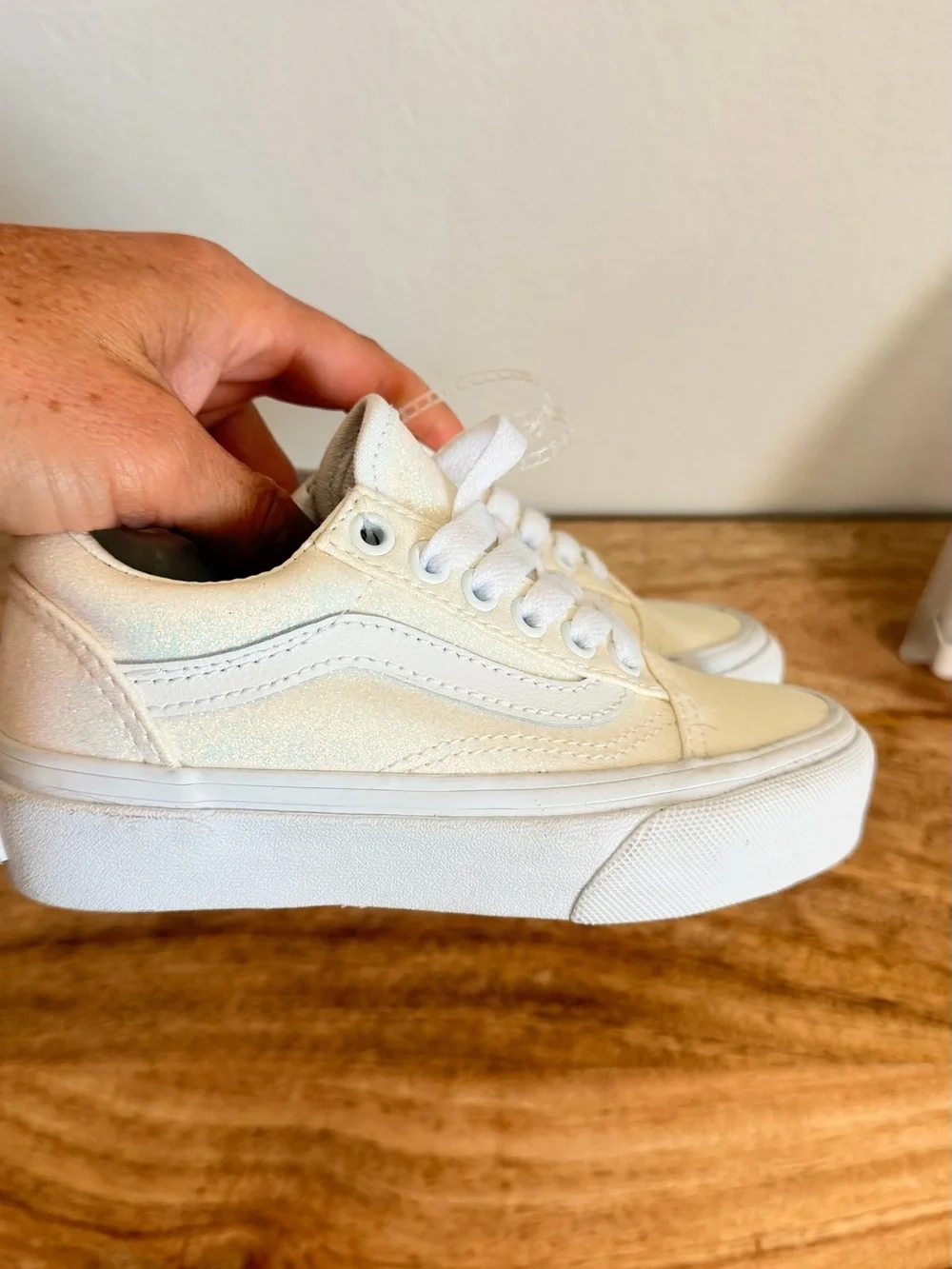 Vans Kids Sparkle Old Skool Sneakers in Ivory White